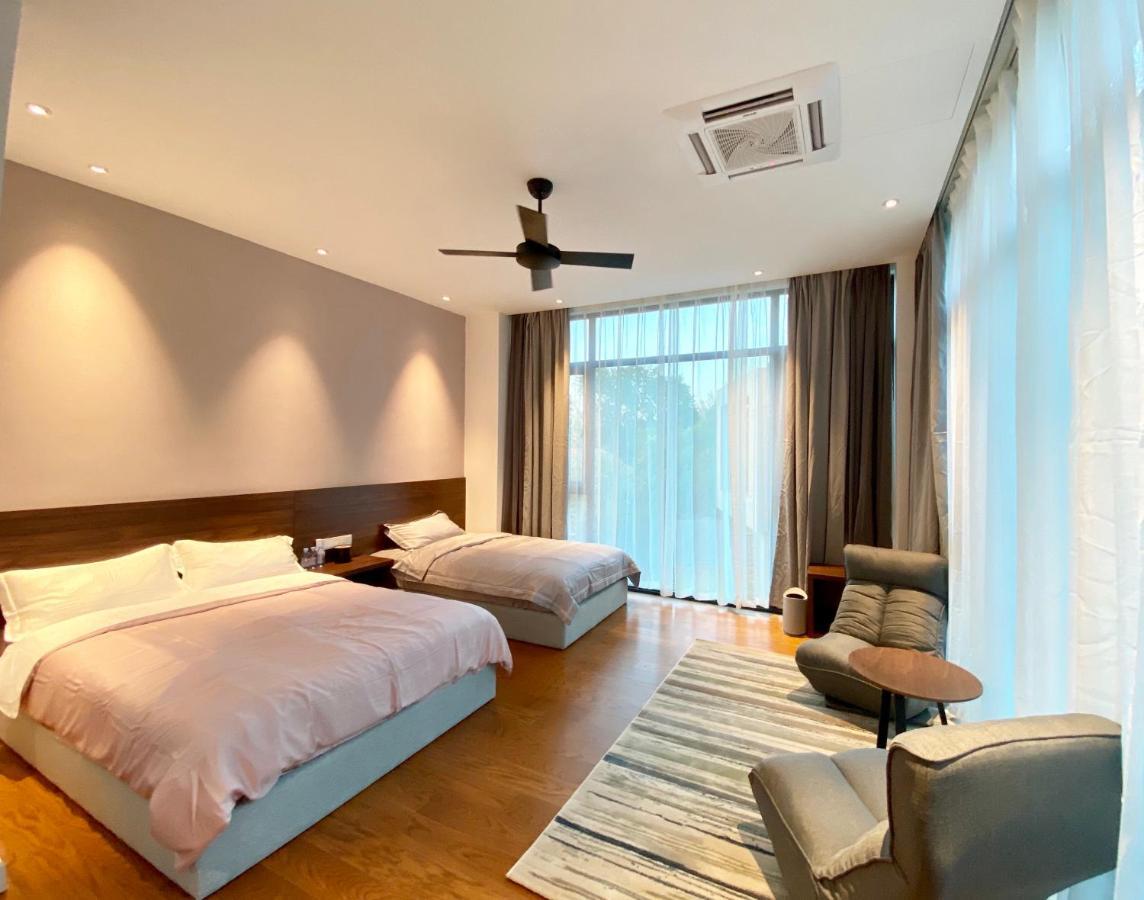 Molly Luxury Private Pool Bungalow茉莉的家豪华私人泳池别墅 Пантай-Сенанг Экстерьер фото